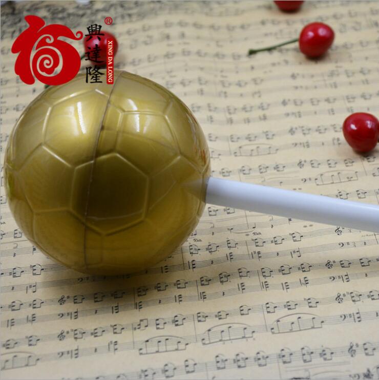 The factory produces super lollipop plastic lollipop football super lollipop candy toy thumbnail