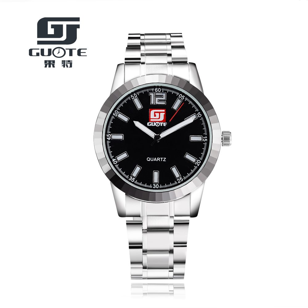 رجل السيد غوتغوت، وهو رجل يعمل في مجال الأعمال التجارية Specification image