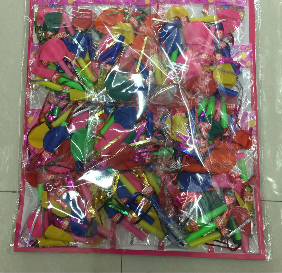 吸卡卡气球玩具