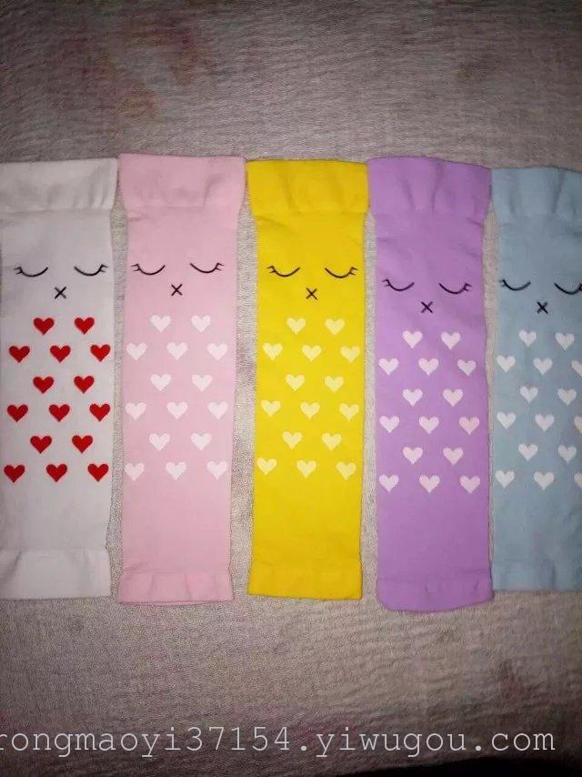 Korean cartoon children's ice silk sun protection sleeve, ice sleeve sun protection cycling arm guard for summer Application Scenario