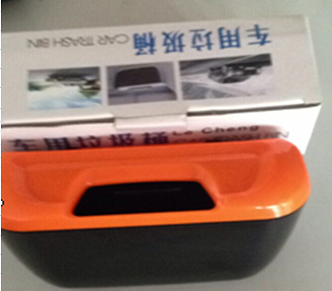 Direct car multi-functional hanging trash can storage bucket Car trash can car door side trash can