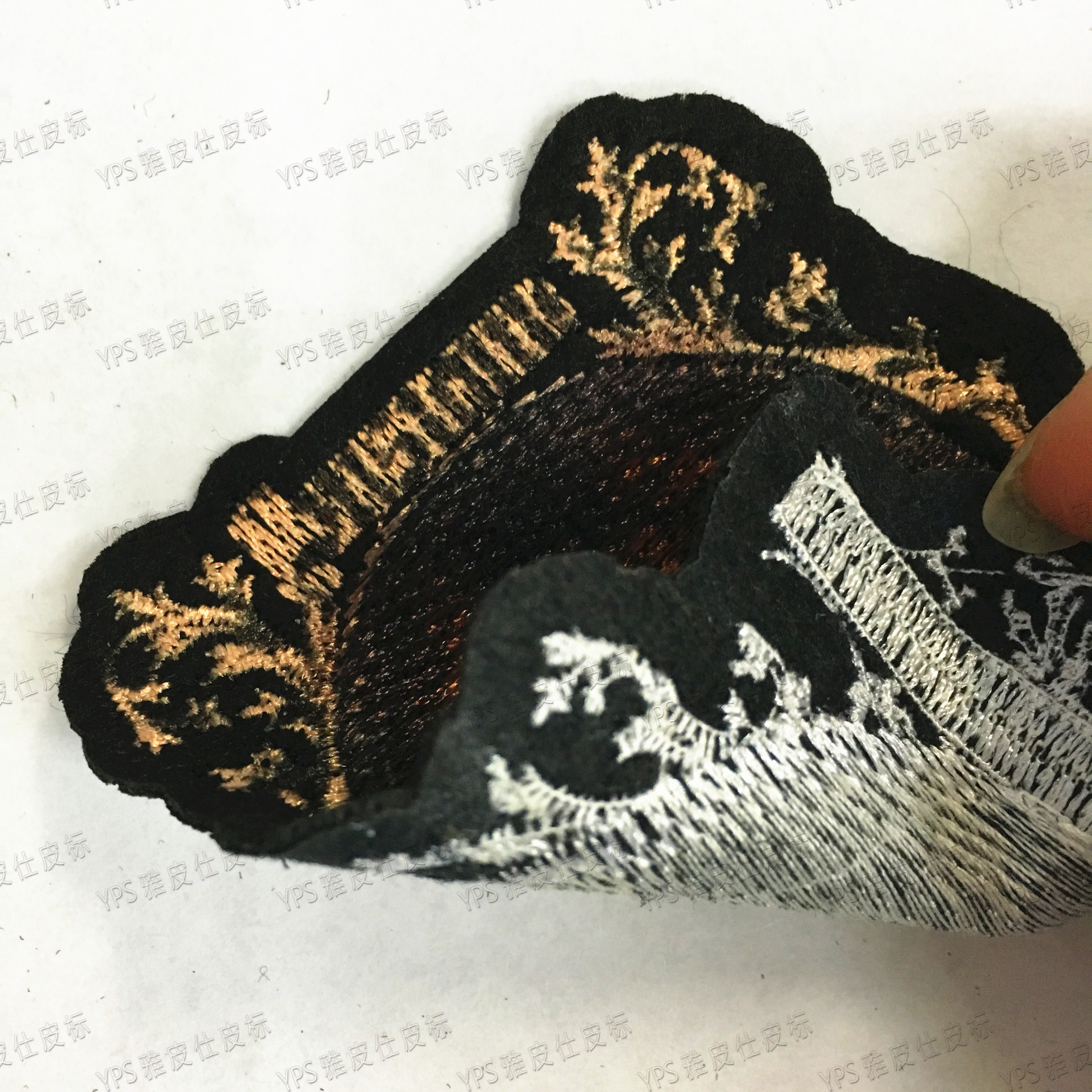 New Lion Head Embroidery Color Woven Mark Colorful Color Styles Many Manufacturers Direct To Sample Custom Application Scenario