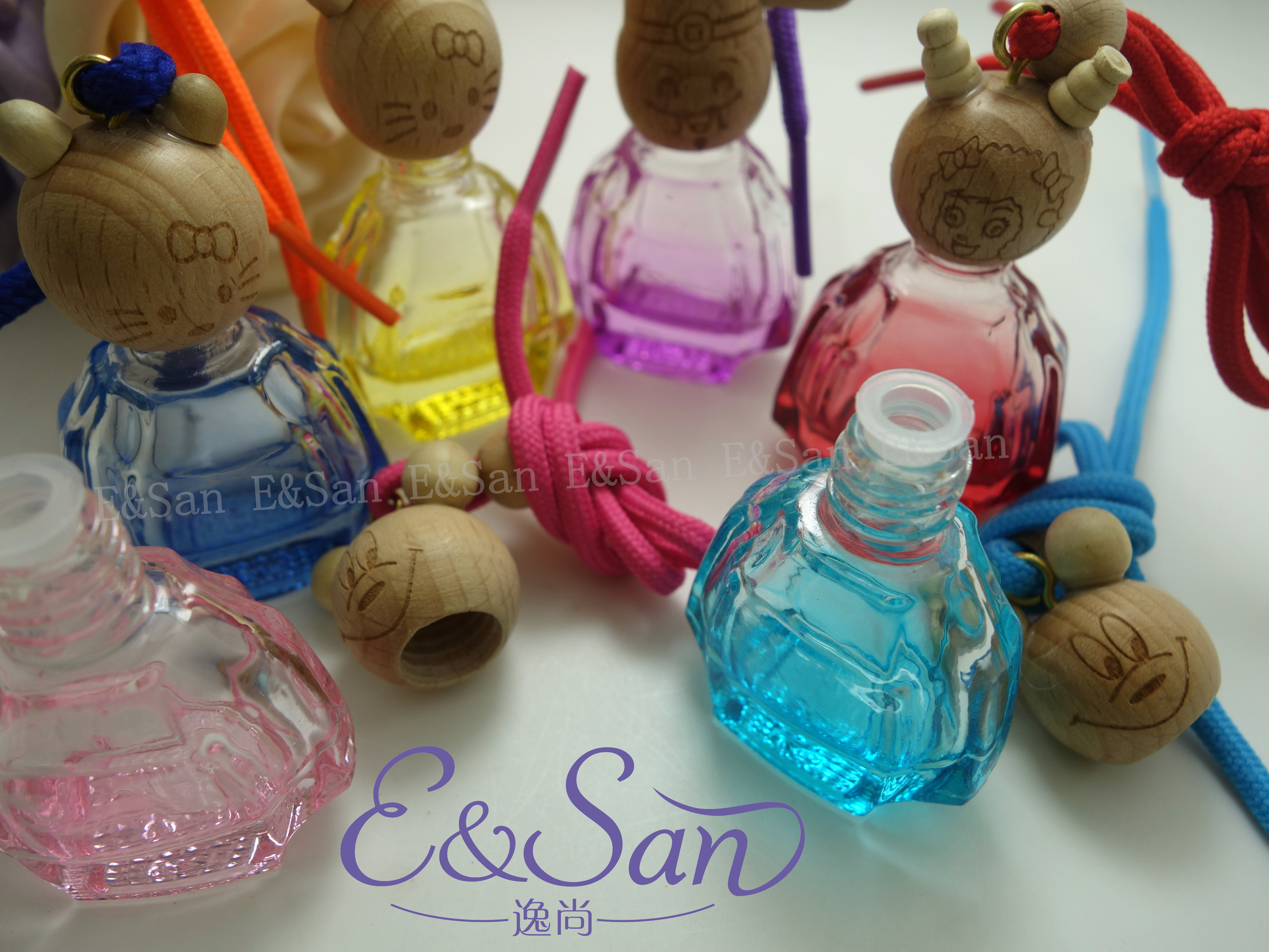 MK39-15ML卡通汽车内饰装饰用品玻璃香水挂件挂饰产品图