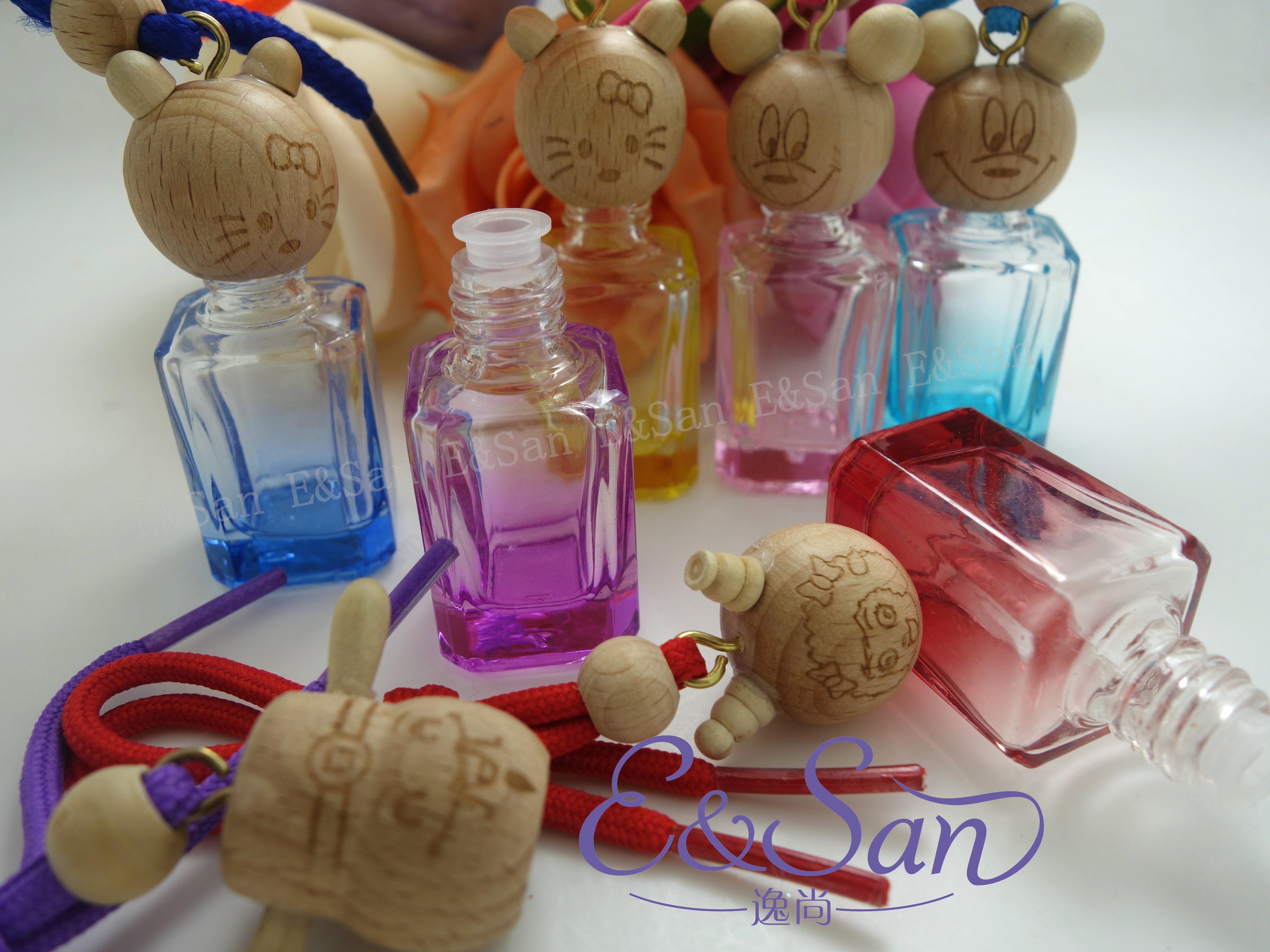 MK36-10ML卡通汽车内饰装饰用品玻璃香水挂件挂饰产品图