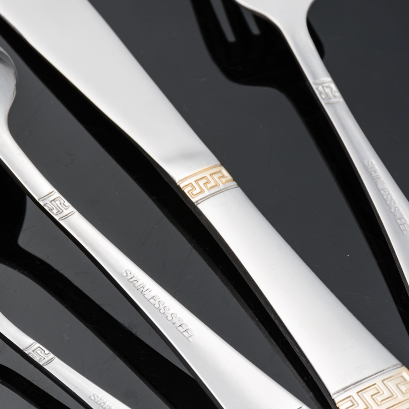 High-end stainless steel thickened gold-plated steak Western-style knife, fork and spoon sets, three-piece and four-piece gift sets, factory direct sales Specification image