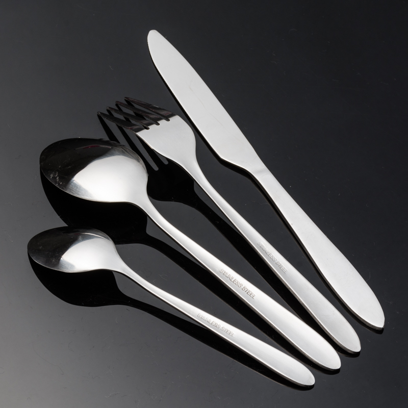 A high-end stainless steel thickened knife, fork and spoon set for smooth steak Western cuisine as a gift details Picture