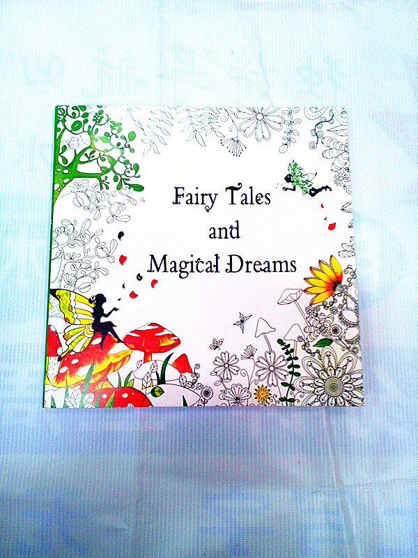 2016最新版英语版本的手绘彩色秘密花园涂色本