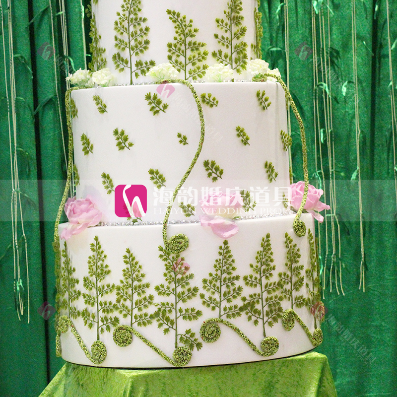 Wholesale of new wedding props, wedding ornaments and supplies, multi-layer high-fidelity foam, four-layer forest cake Application Scenario