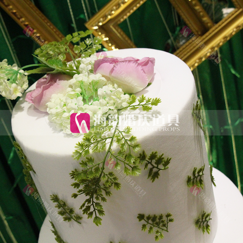 新款婚庆道具批发 婚礼摆件用品多层高仿真泡沫四层森林蛋糕