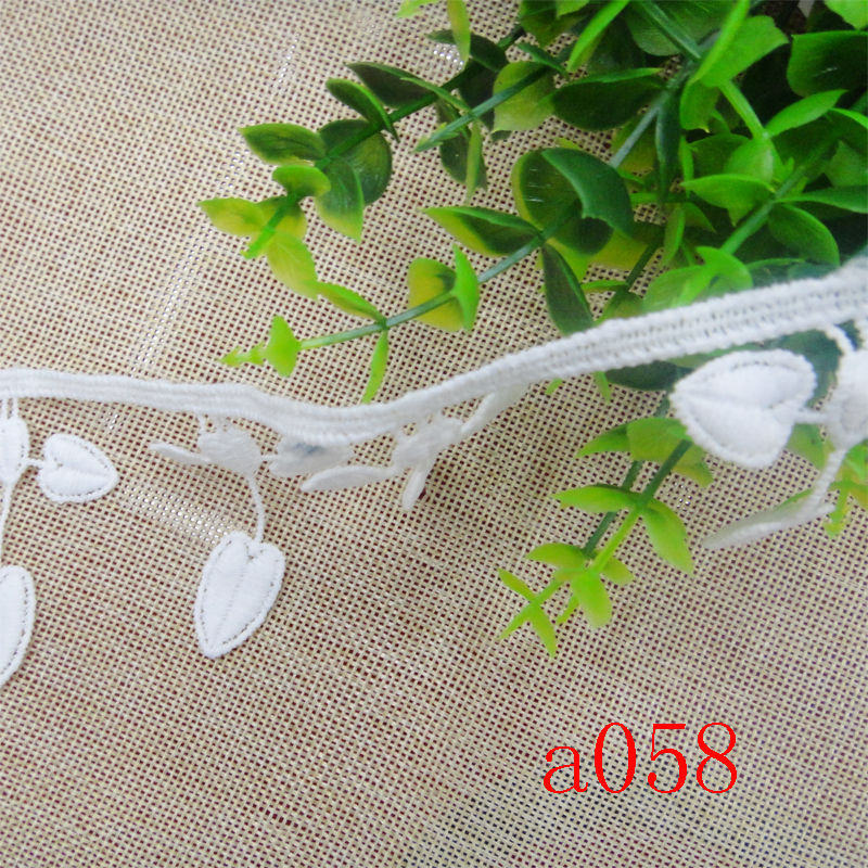 Lace, barcode, milk thread, water-soluble embroidered lace, clothing accessory lace Specification image