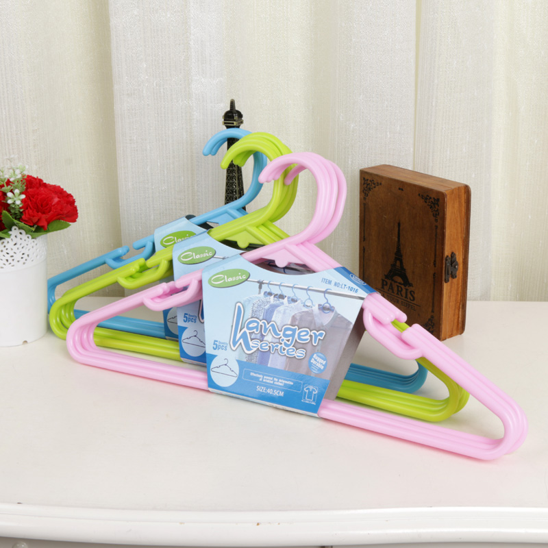 家用塑料衣架 颜色多样 质量优秀 LT-1016