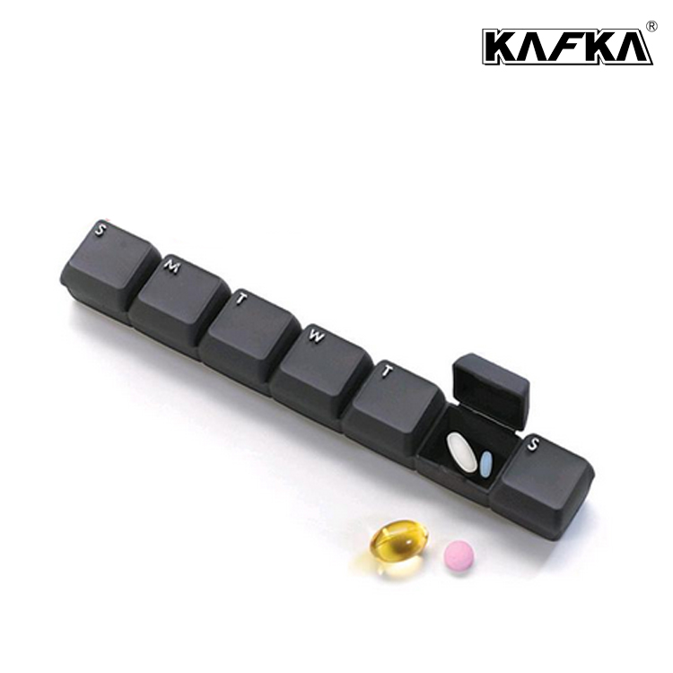 Seven-panel keyboard pill box Travel pill box