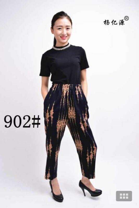 Yang Yiyuan knitted leggings Application Scenario