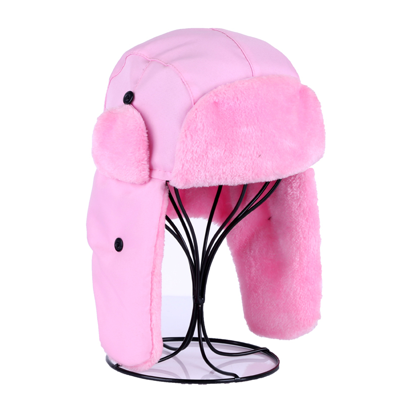 A fashionable and warm fluorescent Lei Feng hat suitable for both men and women in winter Application Scenario