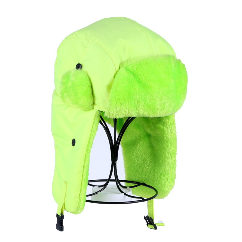 A fashionable and warm fluorescent Lei Feng hat suitable for both men and women in winter full figure