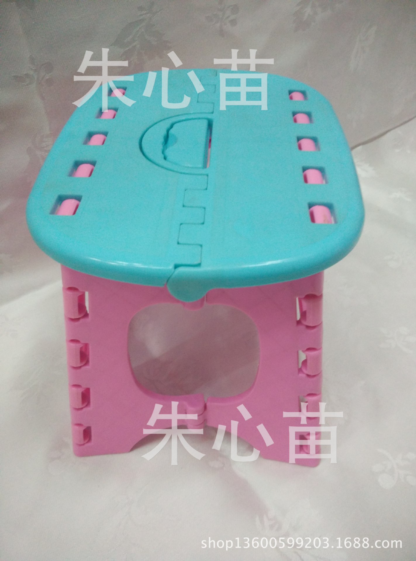 批发卡通便携式塑料折叠凳 塑料卡通凳子塑料儿童折叠凳量大从优