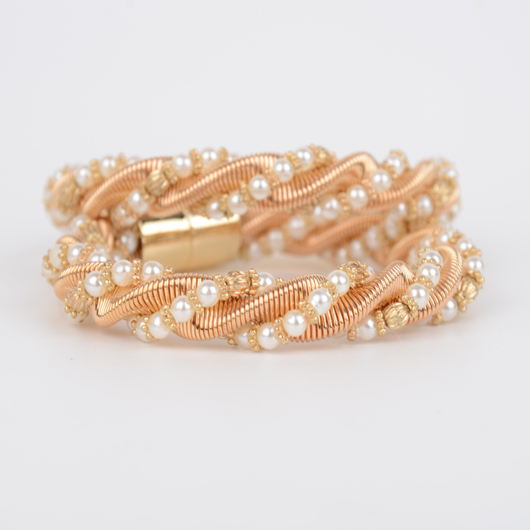 2016义乌工厂手工装饰手链磁性链接女款手链细节图