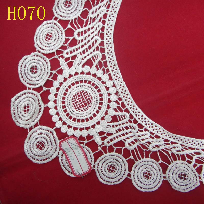 Neckline embroidery, lace, corsage and lace accessories details Picture