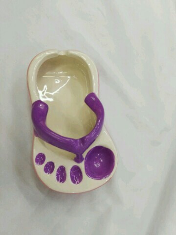 2016新款陶瓷脚丫个性烟灰缸 工艺礼品细节图