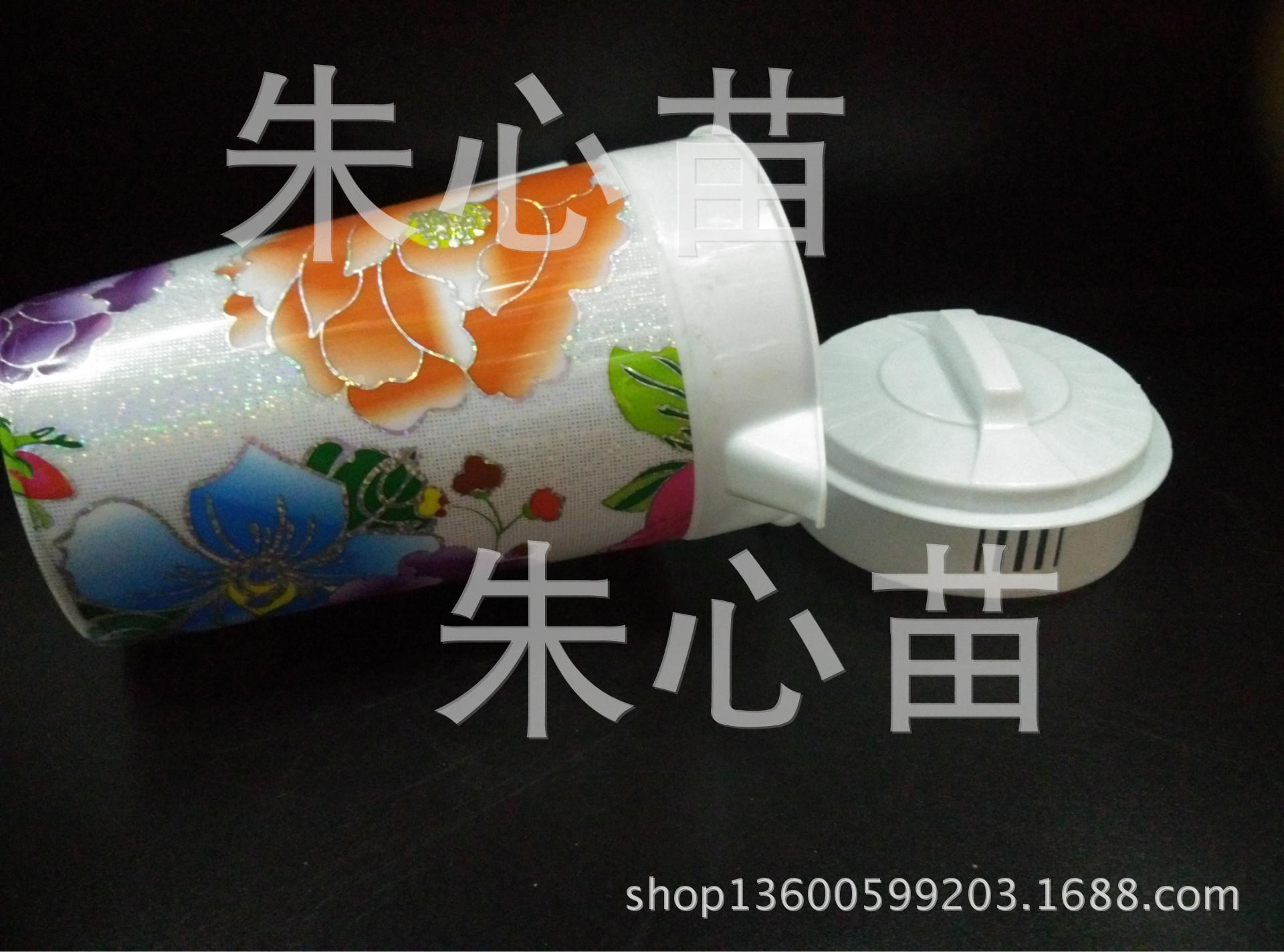 塑料瓶、壶实物图