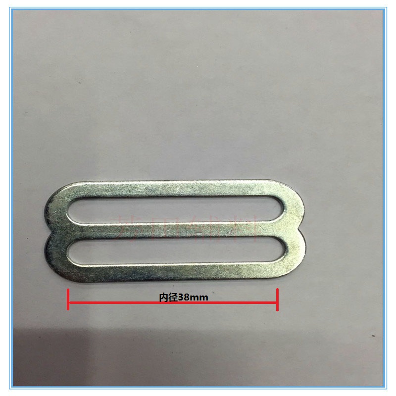 أزرار حديدية ثلاثية الفص بثمانية أحرف باللون الأبيض 38mm