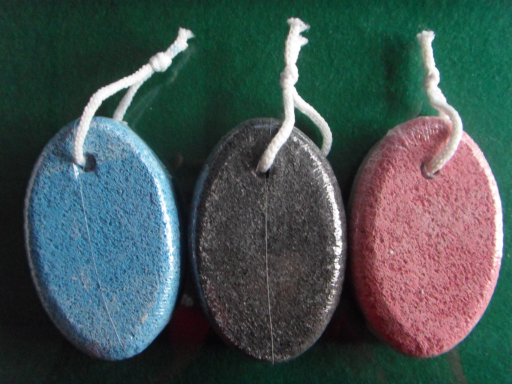 大号染色鸭蛋磨边浮石