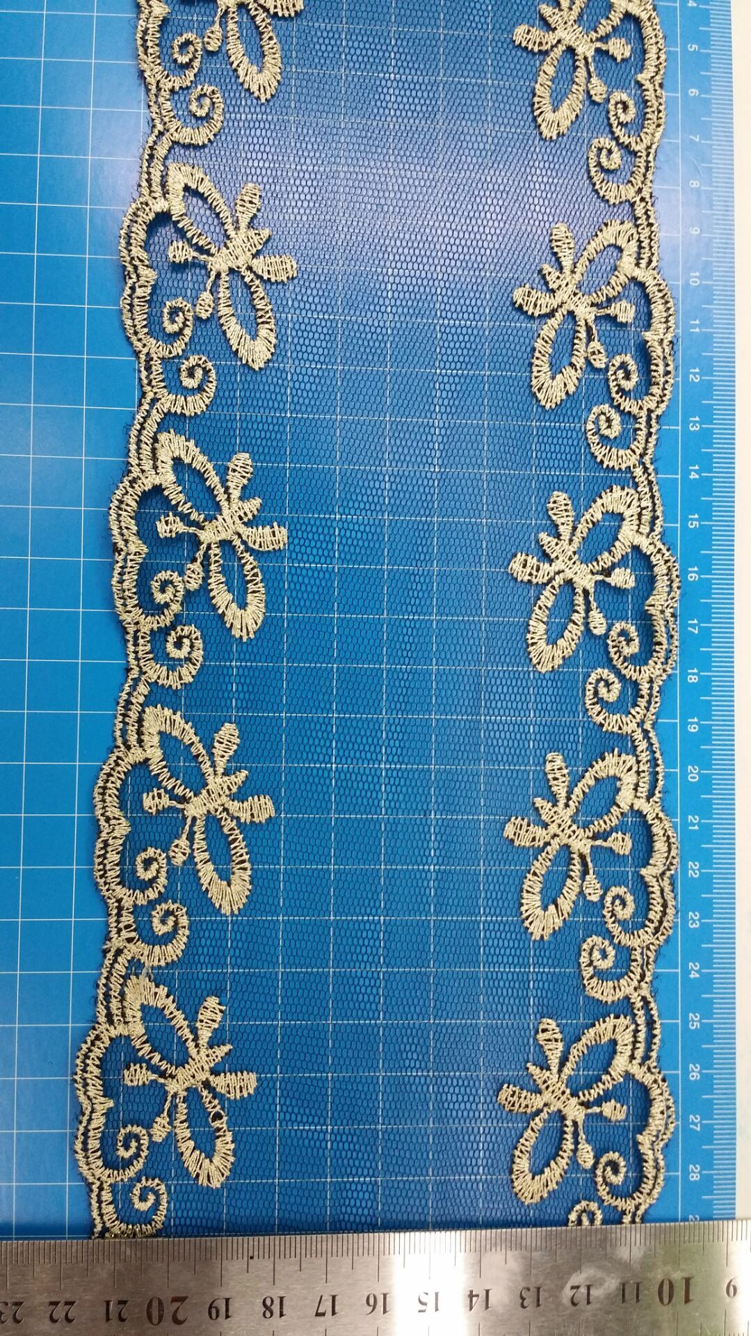 Golden thread butterfly lace fashionable hair flower lace scarf Lace sleeve mask lace Application Scenario