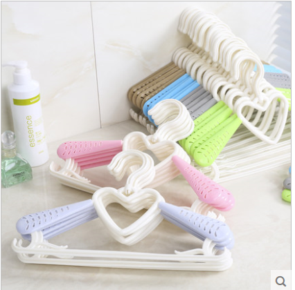 Retractable child adult clothes hanger non-slip seamless plastic clothes hanger hanging clothes rack baby clothes hanger