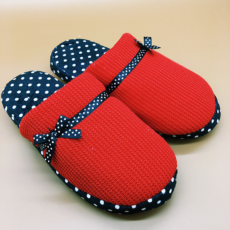 布艺拖鞋实物图