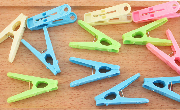 Sun sock clip spring clip windproof clothespin sun clip non-slip plastic shelf thumbnail