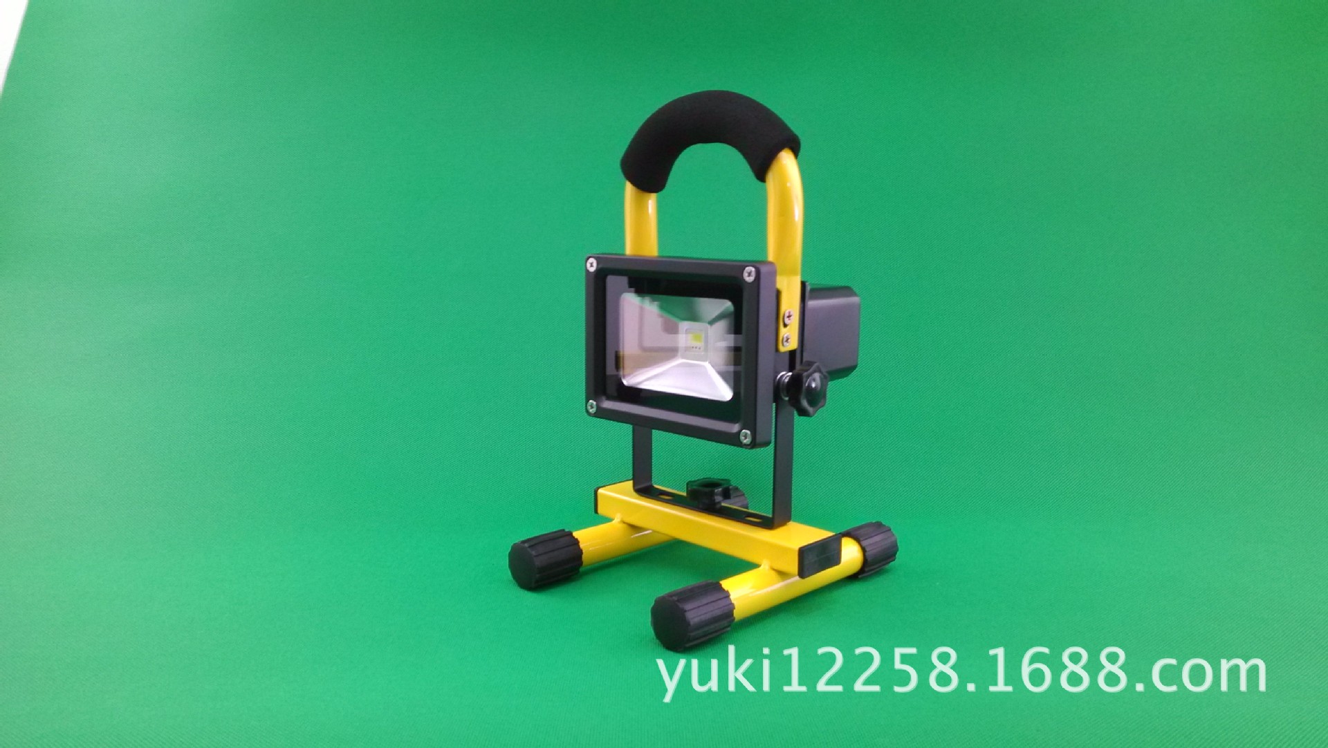 LED mobile emergency light with battery emergency light Mountaineer light CE certificate
