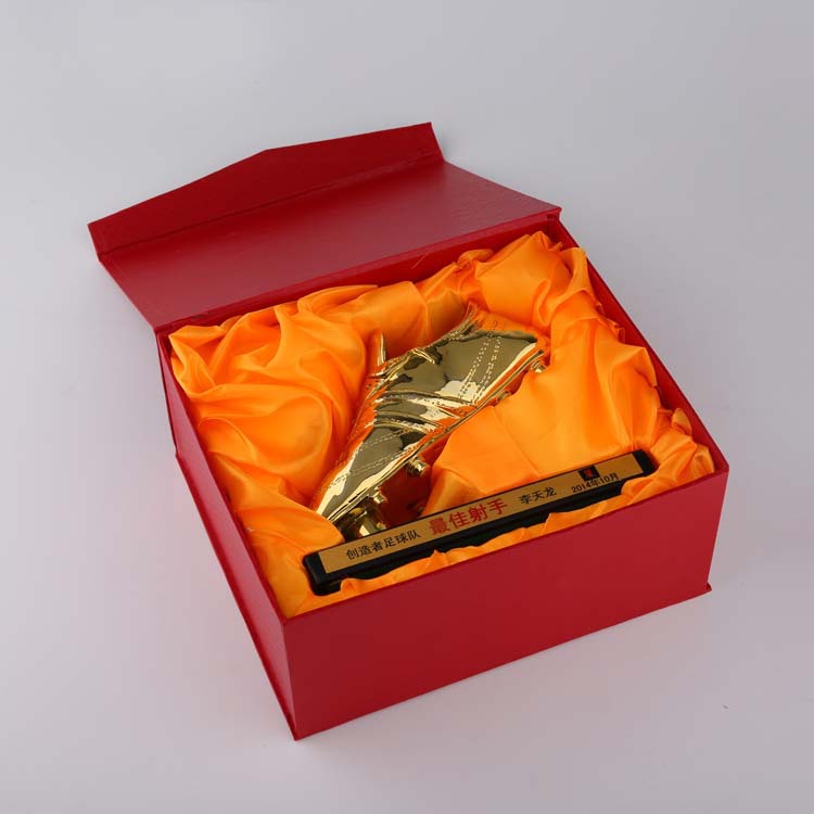 Customized football souvenir trophy for the 2016 UEFA European Championship Golden Boot and the European League Top Scorer Award Specification drawing