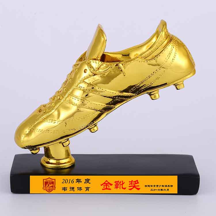 Customized football souvenir trophy for the 2016 UEFA European Championship Golden Boot and the European League Top Scorer Award details Picture