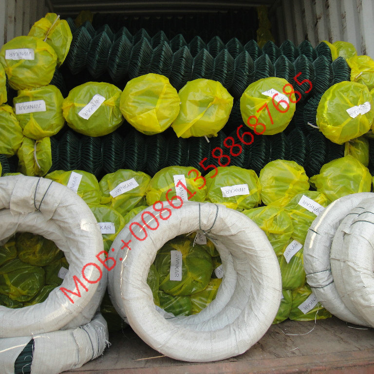 44PVC wire mesh stadium fence, exit fence net, hook mesh, diamond mesh factory Application Scenario