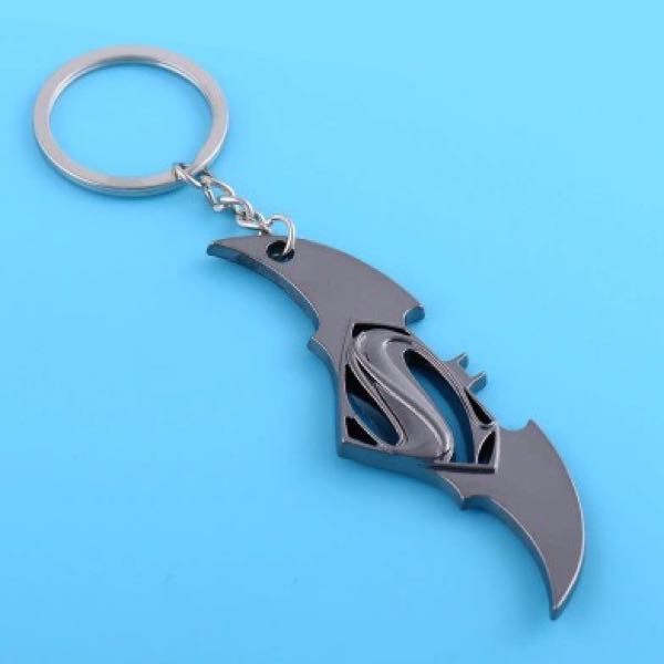 Superman key chain giant hand key chain decoration modification key chain