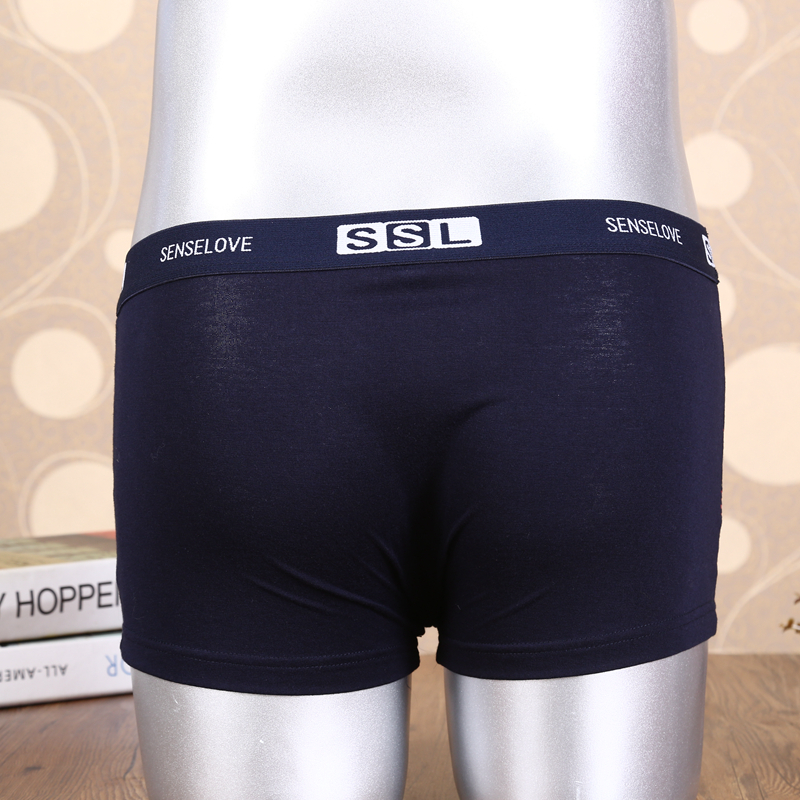Gentlemen's Cotton Printed Briefs Boxers Are Comfortable And Breathable Application Scenario