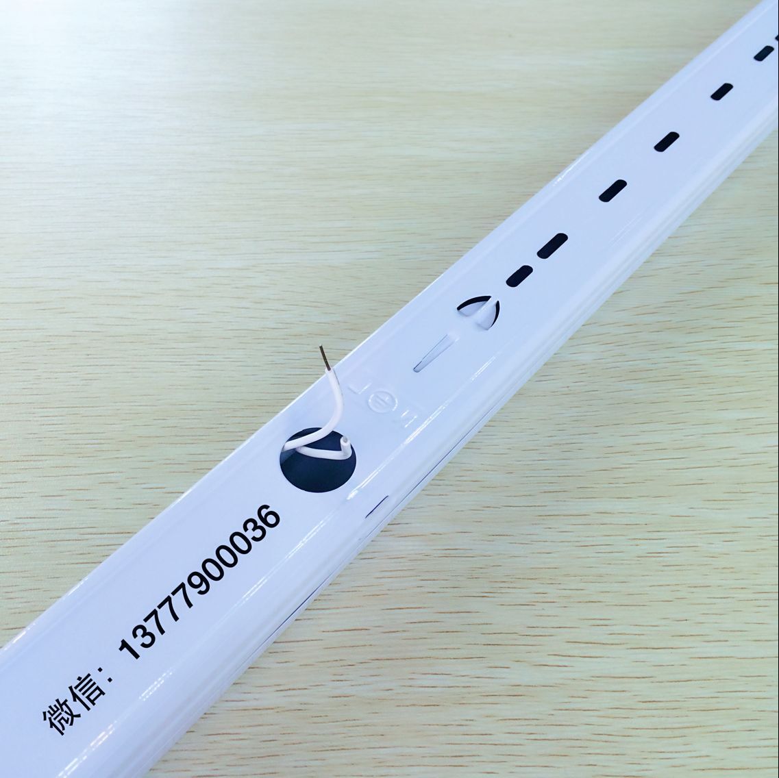 T8支架 T8灯管支架 LED灯管支架 120CM细节图