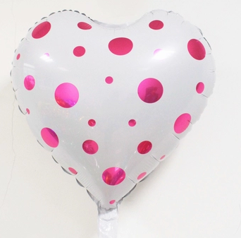 The new 18-inch heart-shaped polka dot aluminum foil helium balloon of "Xiu Bai Nian" is launched into the air as a hydrogen balloon Specification image
