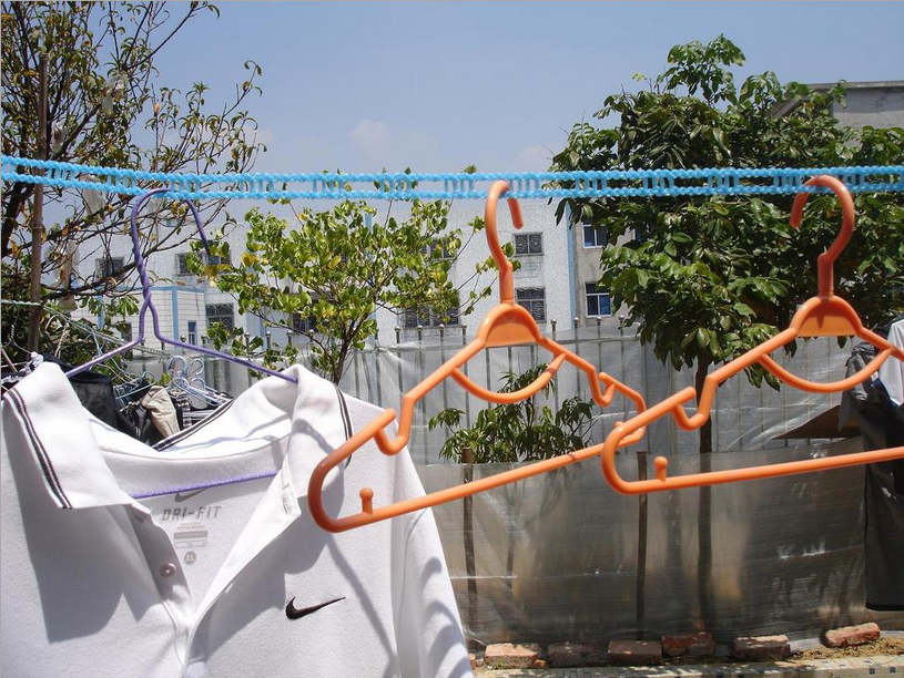 Specializing in the production of new fashionable clotheslines, practical and multi-functional outdoor mini clotheslines, and best-selling products for both domestic and foreign trade details Picture