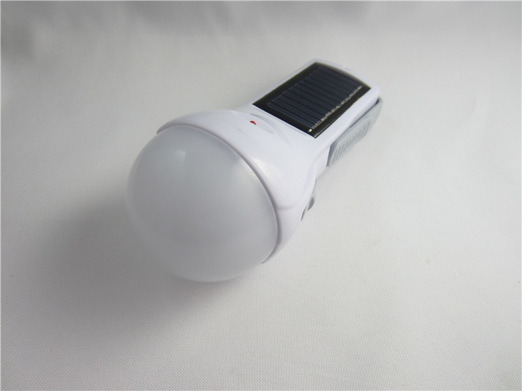 新款LED多功能太阳能带USB接口新型手电筒