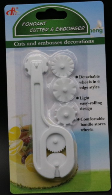 DIY cake kit White wheel Cutter baking kit essential KY0327