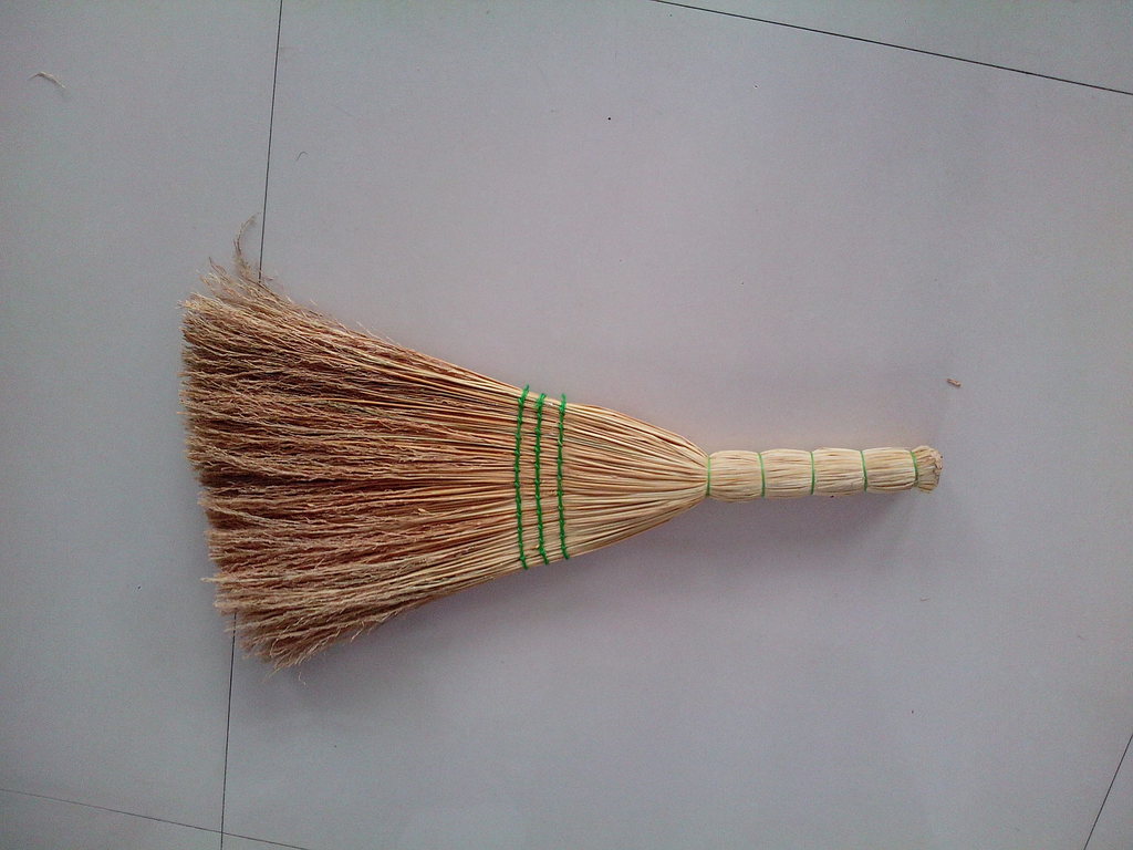 A large supply of wheat straw brooms and straw broom disposal Specification image