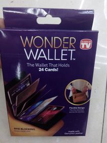 WONDER WALLET, a large and good quality card bag