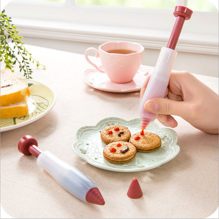 TV Cake Supplies Chocolate pen Decoration pen Cake pen Extrusion molding pen Repeated silicone