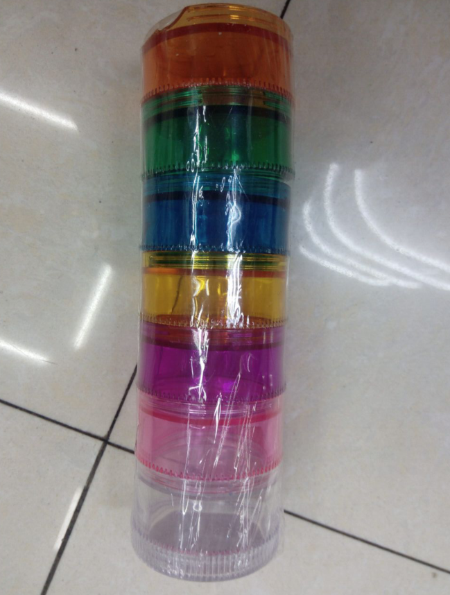 The TV foreign trade best-selling 7-layer color medicine box and portable seven-color storage box are selling well both at home and abroad