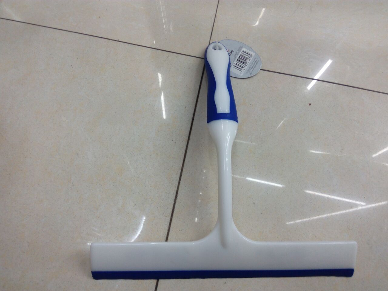 Multipurpose glass scraping. Multipurpose glass scraping