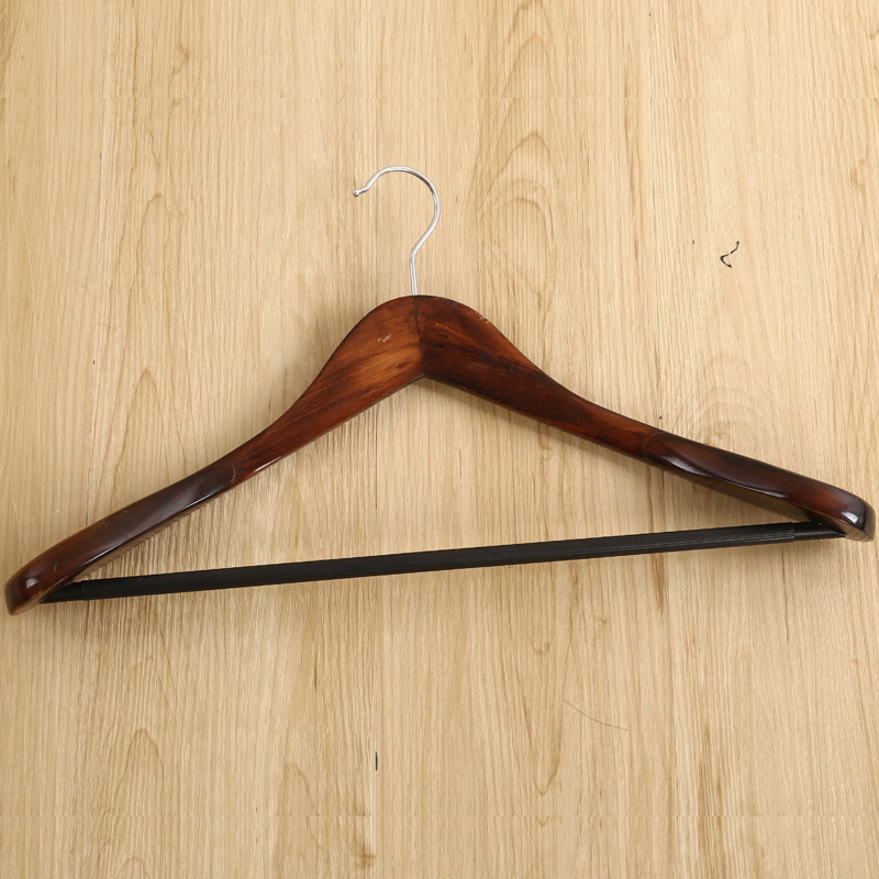 仿古衣架简约实木衣帽架实木衣架创意挂衣架产品图