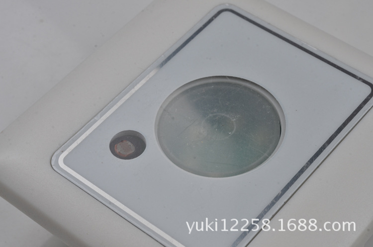Infrared light controlled body sensor LED small night light floor light corridor light corner light details Picture