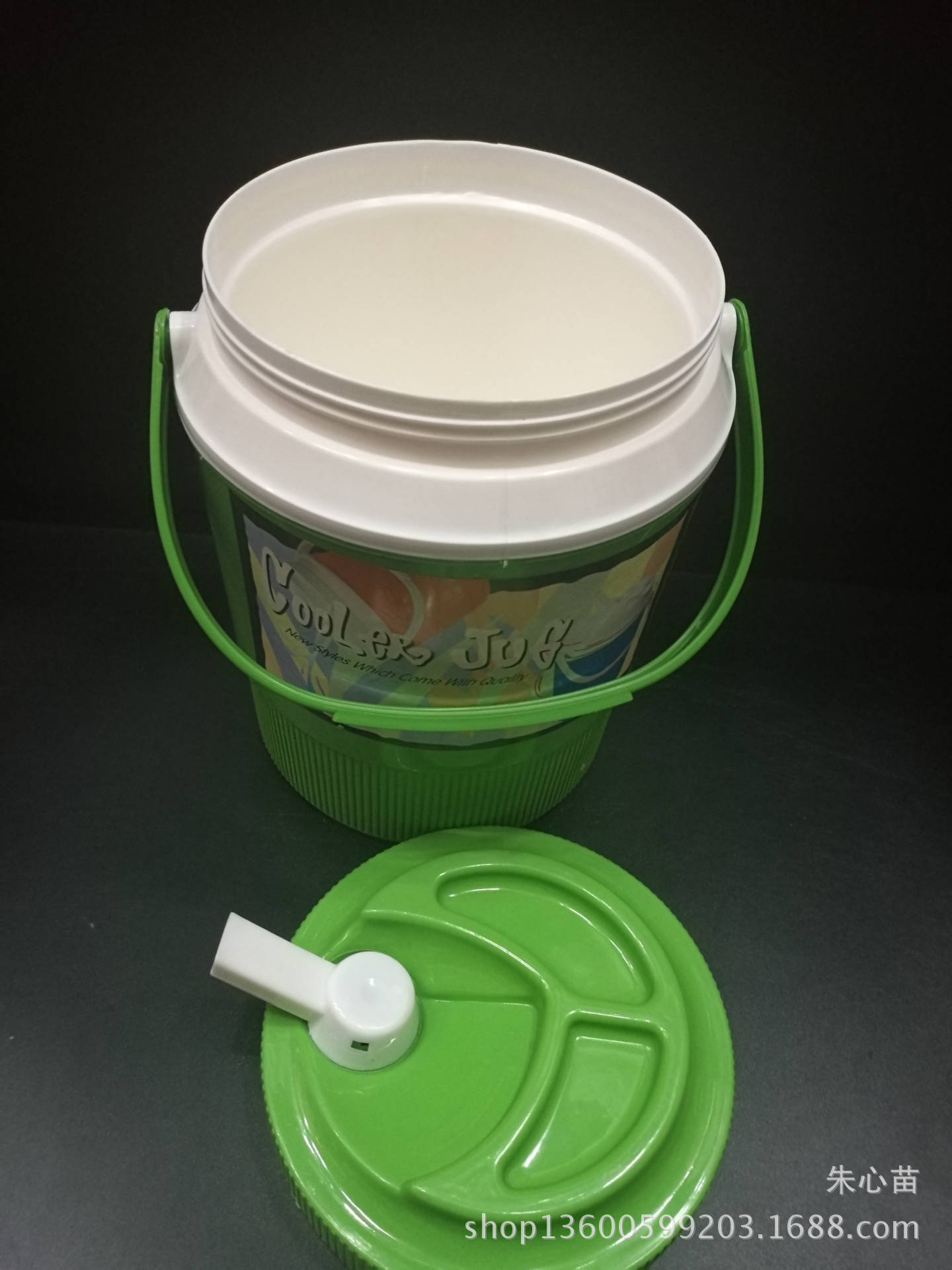 厂家供应 椭圆 带杯盖儿童水壶 环保运动塑料水壶运动水壶可挂产品图