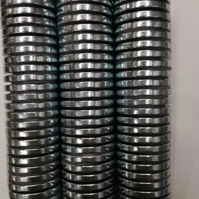 磁铁 强磁 圆形磁铁 钕铁硼 小磁铁 25*3产品图